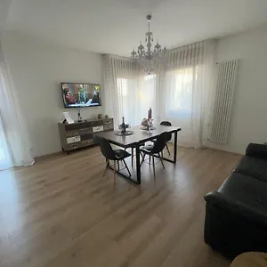 https://ca-uccelli-stupendo-appartamento-5-min-da-venezia.hotelinveneto.com